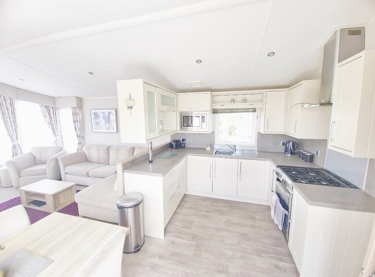3 bed caravan to let, Tattershall Lakes, Sleaford, Lincolnshire,LN4 4JG 