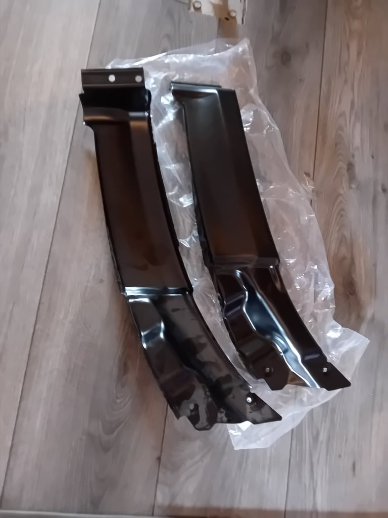Mercedes sprinter front lower wings