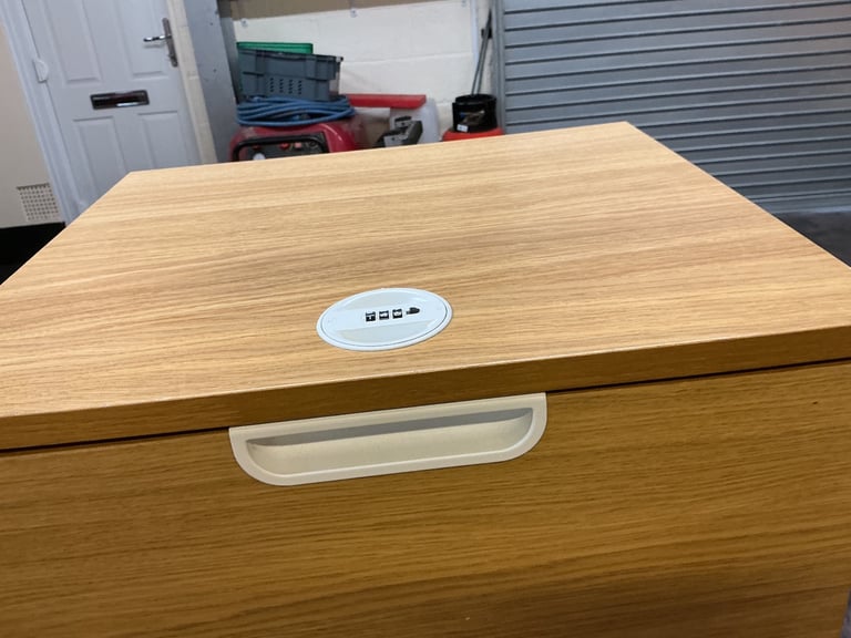 Lockable Quality Filing Cabinet.