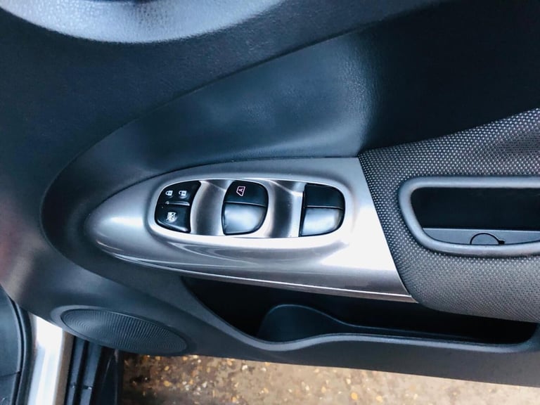 NISSAN JUKE 1.5 dCi 8v Tekna LEATHINTERIOR 12 MONTHS MOT 2012