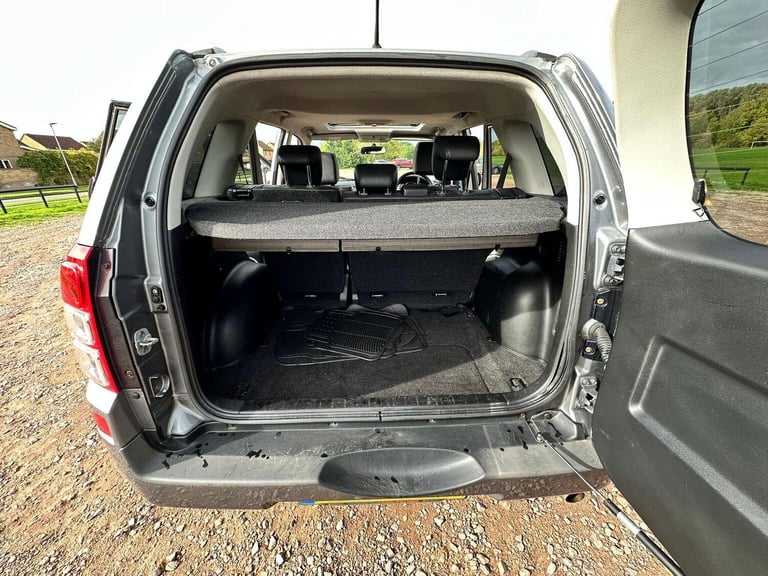 SUZUKI GRAND VITARA 2.4 VVT SZ5 Auto 4WD Euro 4 5dr 2010