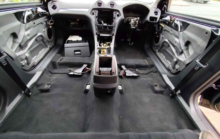 BREAKING  Ford Mondeo Titanium Business Edition Mk4 2.0 Diesel 2014 Black Panther G6 / 2 Keys