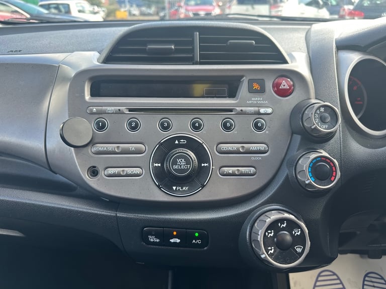 HONDA JAZZ 1.2 i-VTEC SE 5dr Manual | MOT MAY 2026 | ULEZ COMPLIANT | 2 KEYS