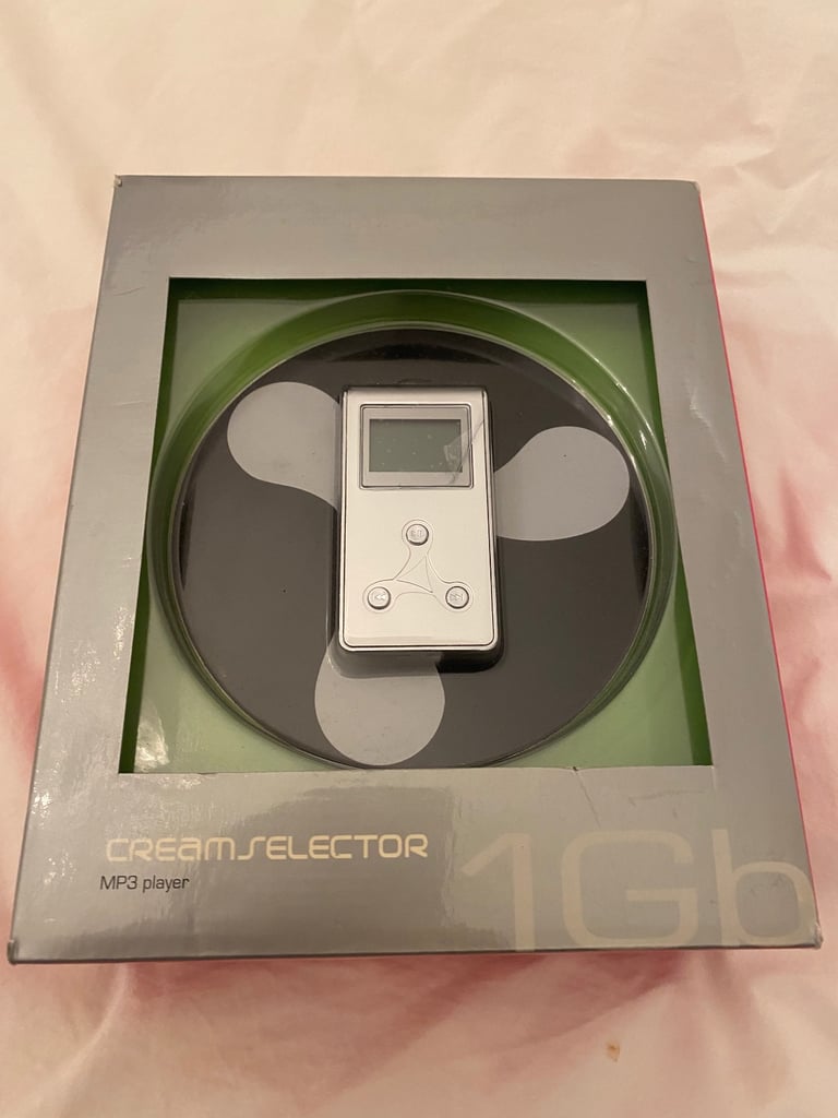 image for Cream selector MP3 player 1GB (cream club)