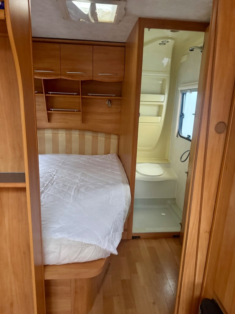 Caravan Adria Adora 532 UP Fixed Bed 2006
