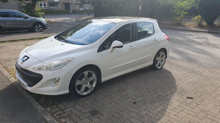 PEUGEOT 308 GTI