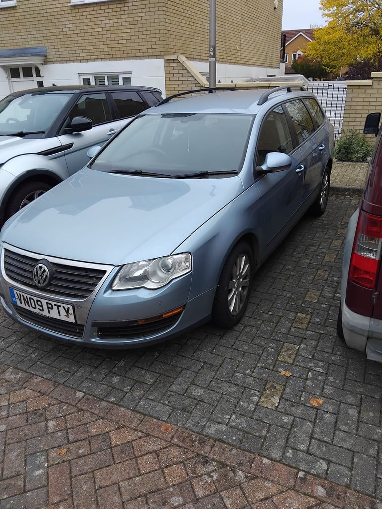 Volkswagen, PASSAT, Estate, 2009, Manual, 1798 (cc), 5 doors