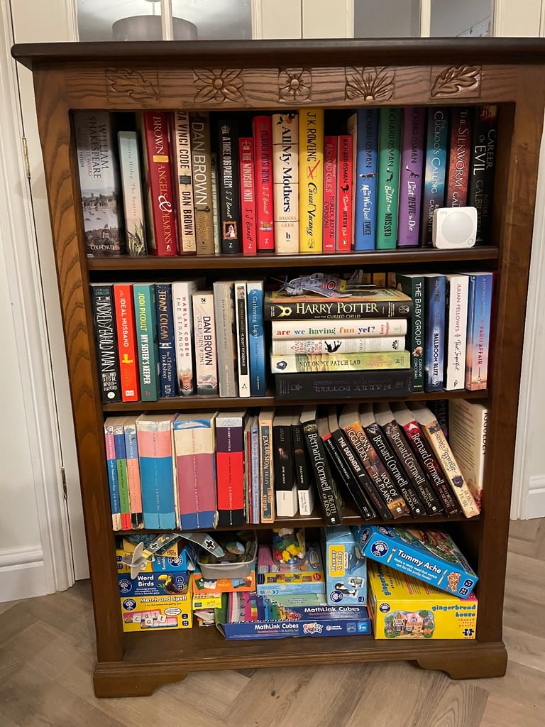 image for Wooden bookshelf 