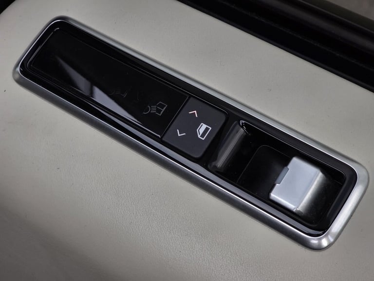 2019 Land Rover Range Rover 5.0 P525 V8 Autobiography SUV 5dr Petrol Auto 4WD Euro 6 (s/s) (525 p...