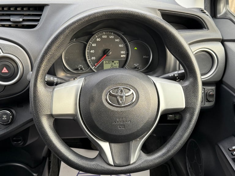 TOYOTA YARIS Active Auto ULEZ Low Milage