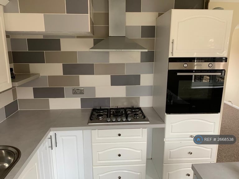 3 bedroom house in Coburg Place, South Woodham Ferrers, Chelmsford, CM3 (3 bed) (#2668538)