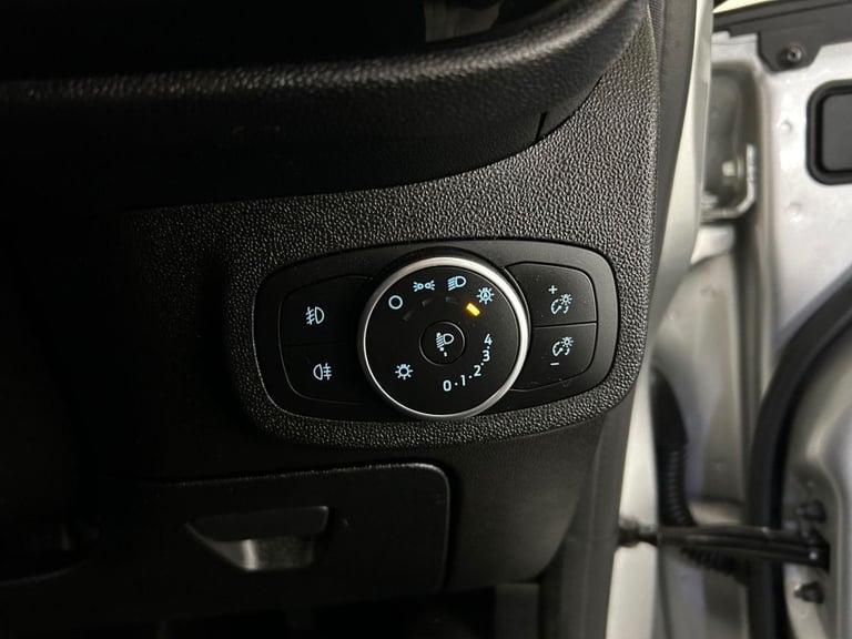 2019 Ford Fiesta 1.0 ZETEC 5d 99 BHP ULEZ COMPLIANT+SAT NAV+ECONOMICAL+ HATCHBACK Petrol Manual