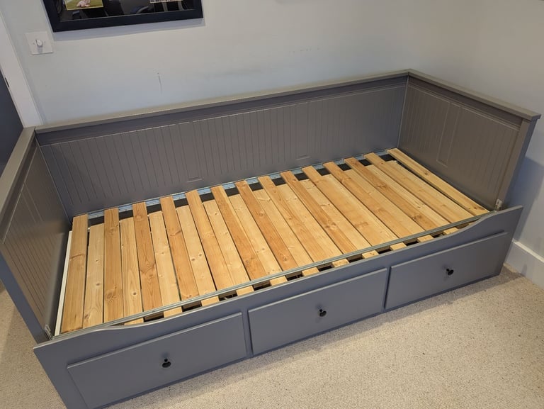 IKEA Hemnes Daybed - single/double/sofa