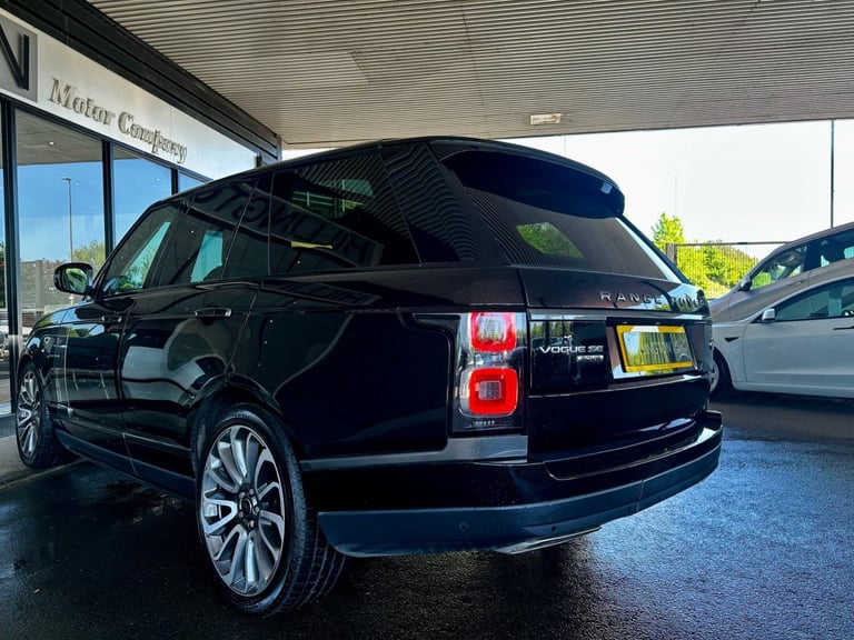  Land Rover Range Rover 4.4 SD V8 Vogue SE Auto 4WD Euro 6 (s/s) 5dr  Diesel Automatic