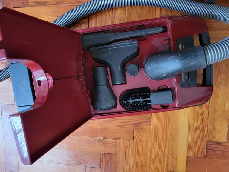 Miele Vacuum s228i Deluxe