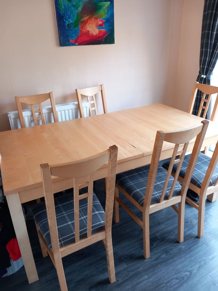Dining table 