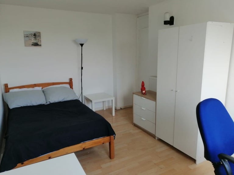 💫 Spacious Double Rooms Available in Battersea – SW11📍