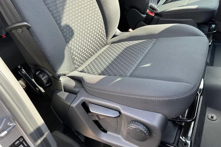 2025 Ford Transit 460 L4 MINIBUS  RWD 2.0 EcoBlue 165ps H3 17 Seate Automatic Minibus Diesel Auto...