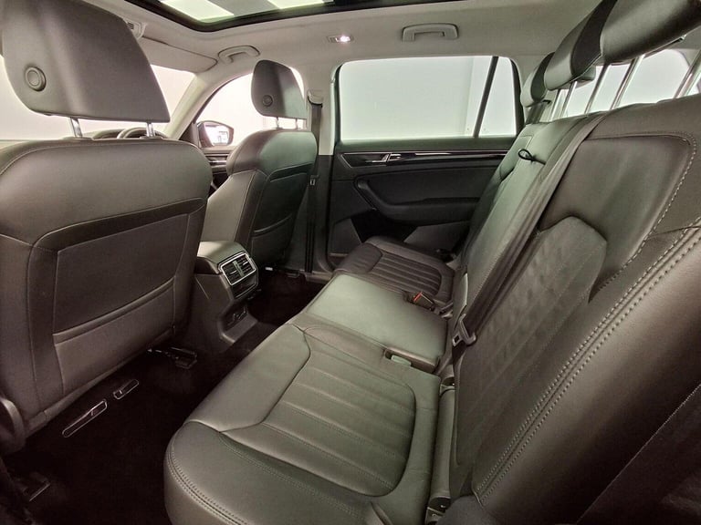 SKODA KODIAQ 2.0 TDI Laurin &amp; Klement DSG 4WD Euro 6 (s/s) 5dr (7 Seat) 2021