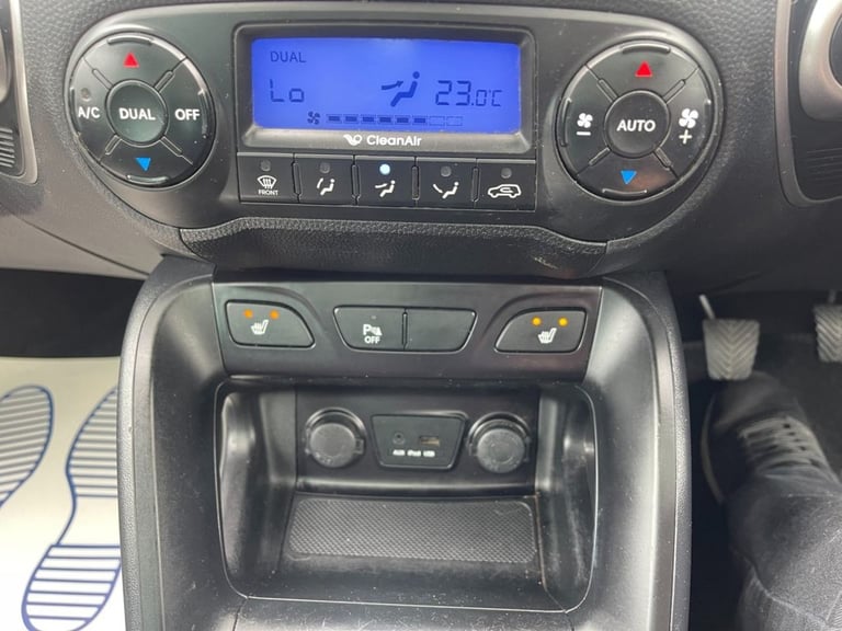 2012 12 HYUNDAI IX35 1.7 CRDI PREMIUM SUV 5DR DIESEL MANUAL EURO 5*HISTORY*HALF