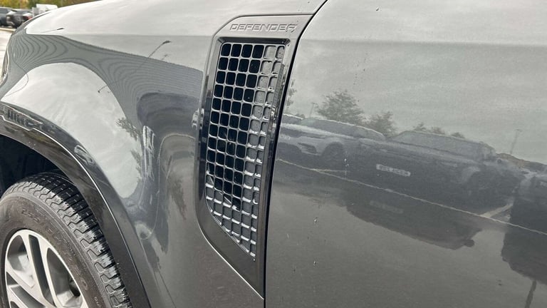  Land Rover Defender 3.0 D250 X-Dynamic SE 110 5dr Auto SUV Diesel Automatic