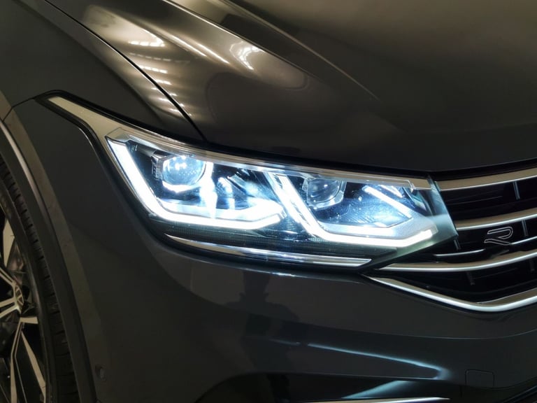 2021 Volkswagen Tiguan 2.0 TDI R-Line SUV 5dr Diesel DSG Euro 6 (s/s) (150 ps) - KEYLESS ENTRY - ...