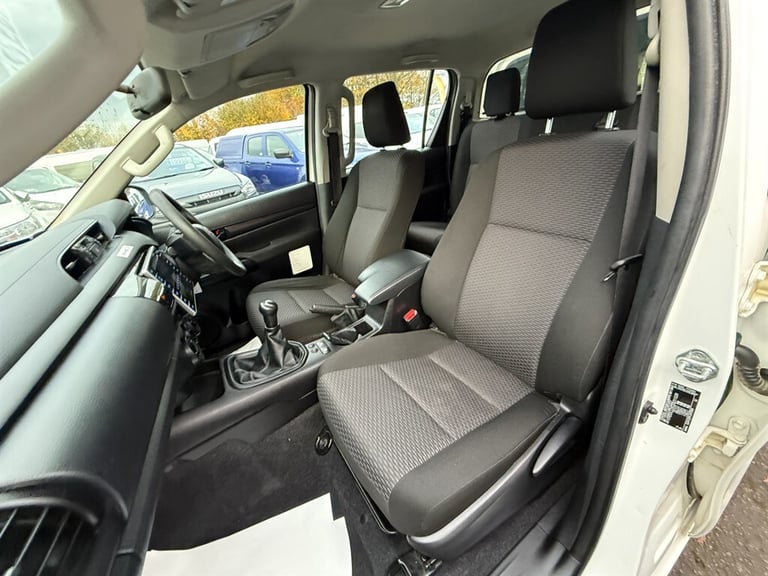 2020 Toyota Hilux ACTIVE 4WD D-4D DCB TRUCKMAN Pick Up Diesel Manual