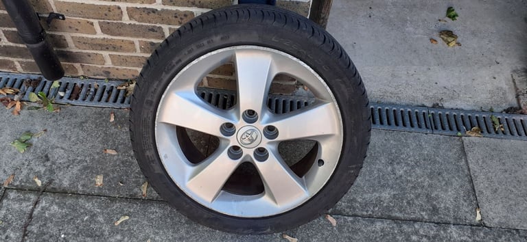image for Toyota 17" inch Alloy Wheels & very good Tyres 215/45/17. Full set of 4.