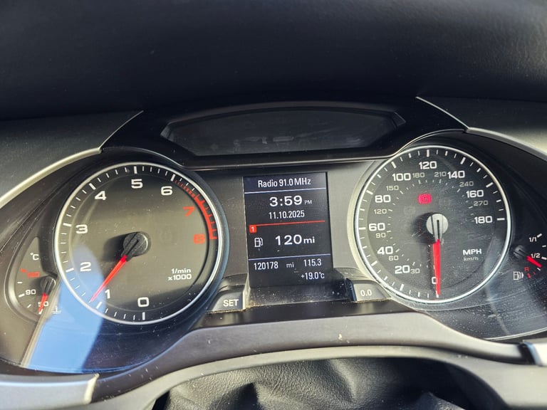 Audi, A4, Saloon, 2008, Manual, 1798 (cc), 4 doors