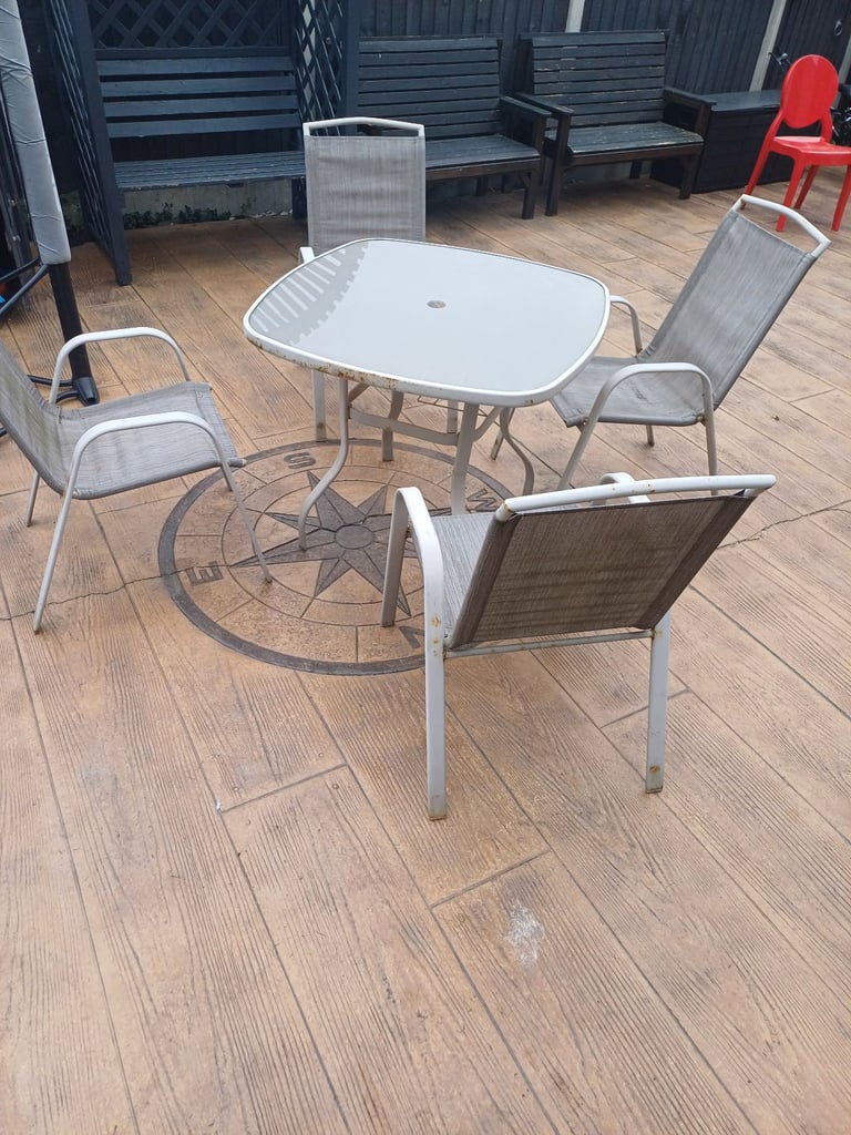 image for Garden table with 4 chairs 