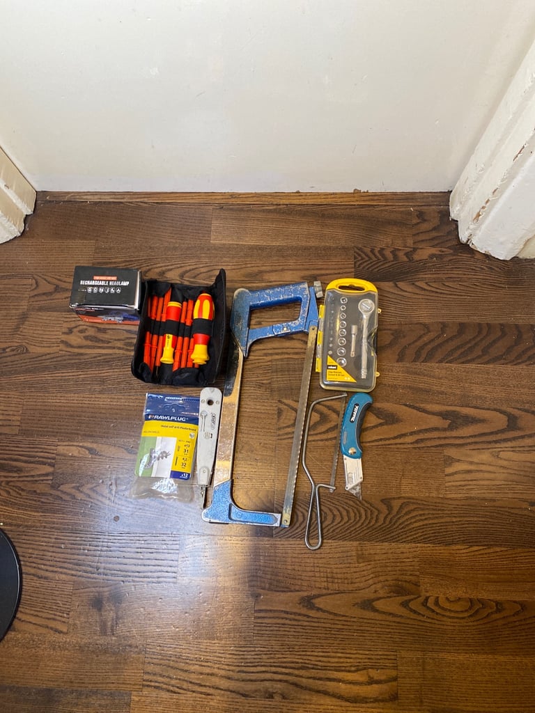 image for Electrician & DIY Tool Bundle – Makita, Stanley, Rawlplug, Screwdrivers & Saw