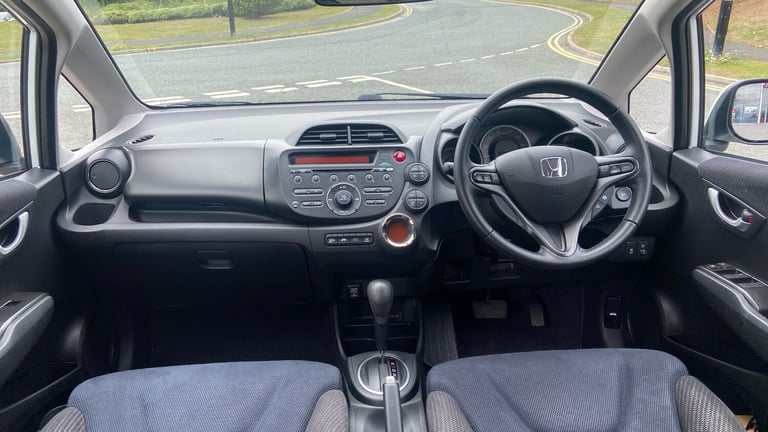 2015 Honda Jazz 1.4 i-VTEC ES Plus 5dr CVT HATCHBACK PETROL Automatic