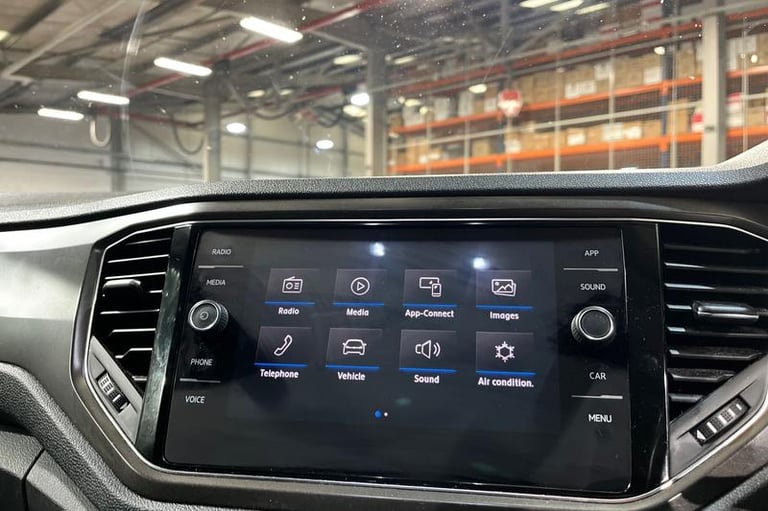 2019 Volkswagen T-Roc 1.0 TSI Design 5dr- Parking Sensors Manual Hatchback Petrol Manual