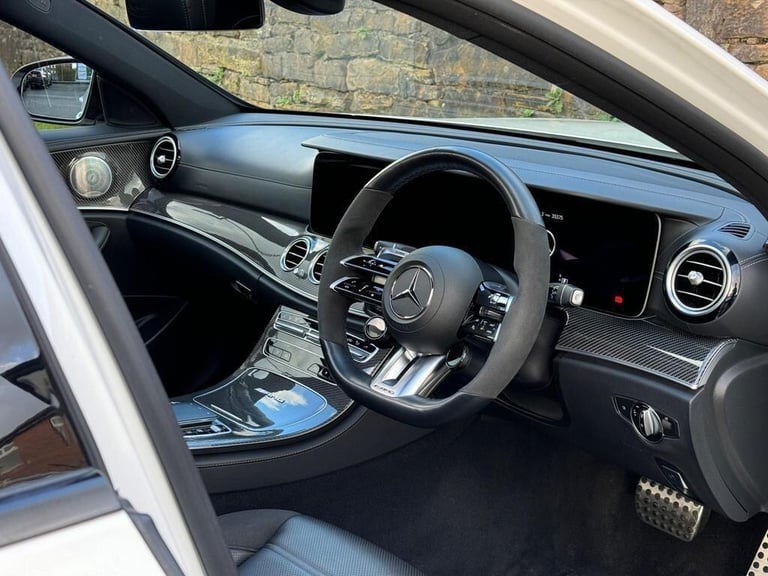 2021 Mercedes-Benz E-Class 4.0 E63 V8 BiTurbo AMG S Night Edition (Premium Plus) SpdS MCT 4MATIC+...