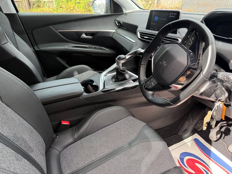 2020 Peugeot 3008 1.2 PureTech Allure Euro 6 (s/s) 5dr HATCHBACK Petrol Manual