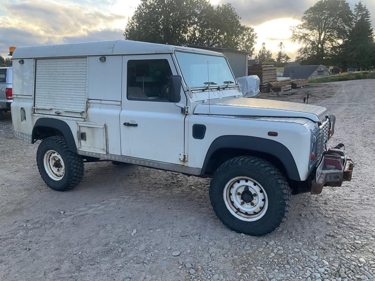 Land Rover, DEFENDER, Panel Van, 2007, Manual, 2495 (cc)