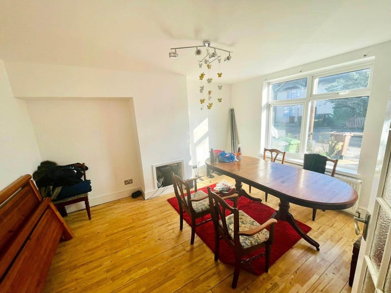 image for One double bedroom available 