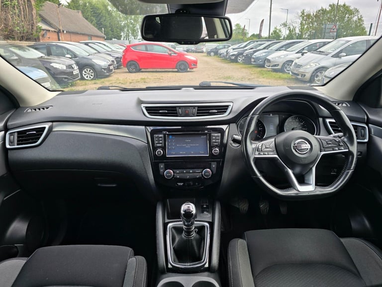 2018 Nissan Qashqai 1.5 dCi N-Connecta Euro 6 (s/s) 5dr HATCHBACK Diesel Manual