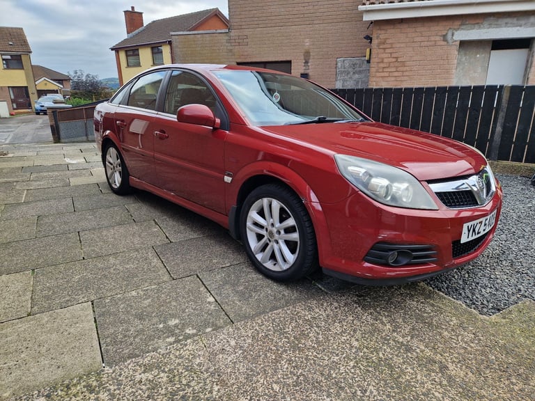 Vauxhall, VECTRA, Hatchback, 2008, Manual, 1910 (cc), 5 doors