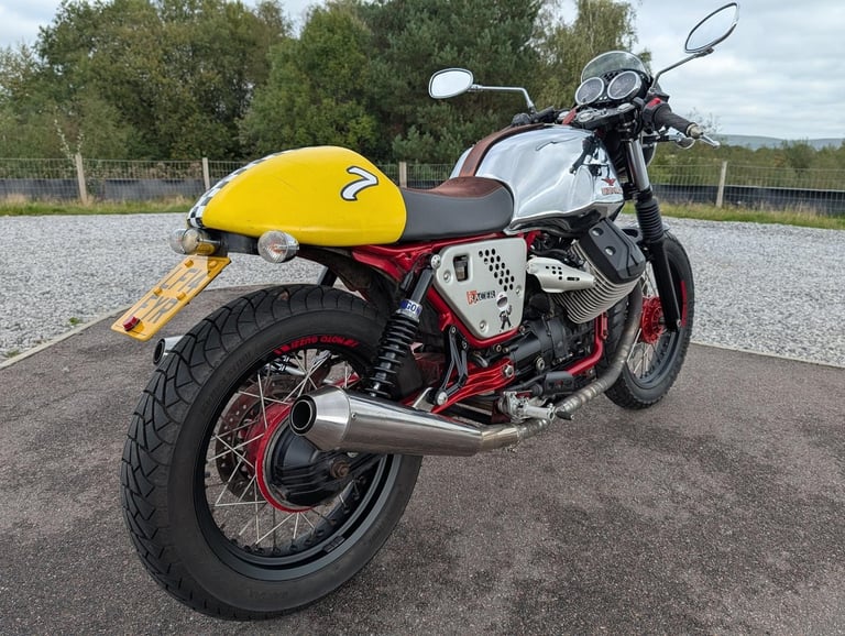 2014 MOTO GUZZI V7 RACER