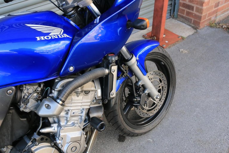 Honda HORNET CB600F 2001