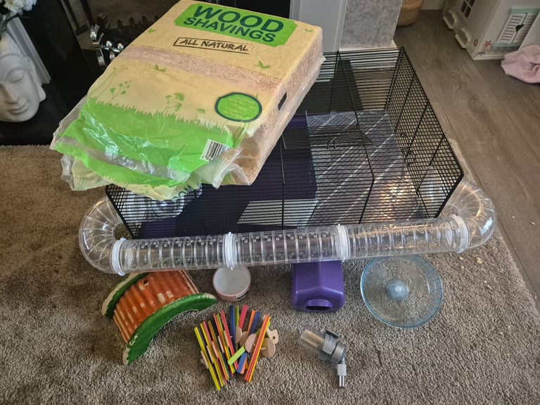 Hamster cage & accessories 