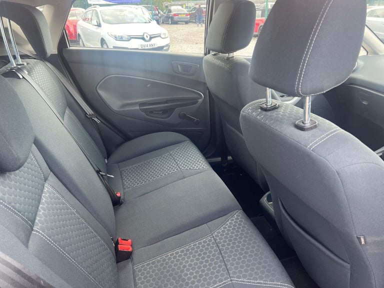 2011 Ford Fiesta 1.4 Zetec 5dr HATCHBACK Petrol Manual
