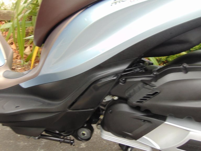 Piaggio Medley 125 2024 1owner 954 dry weather miles unmarked immaculate p/ex ok