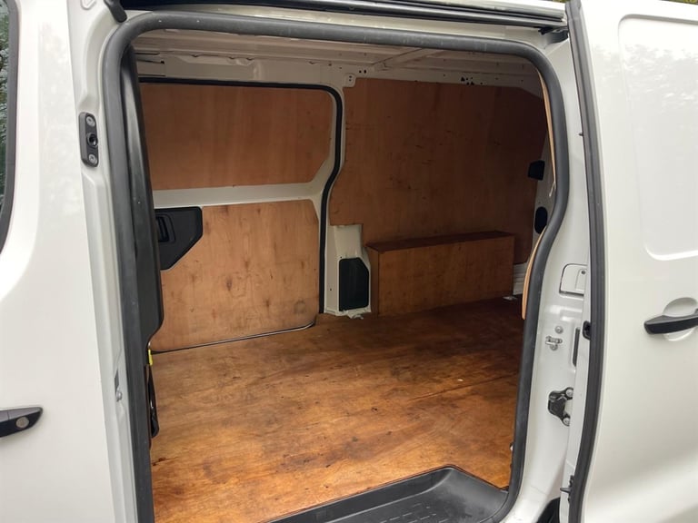2022 Citroen Dispatch XL 2.0 1400 ENTERPRISE PRO BLUEHDI LWB Panel Van Diesel Manual