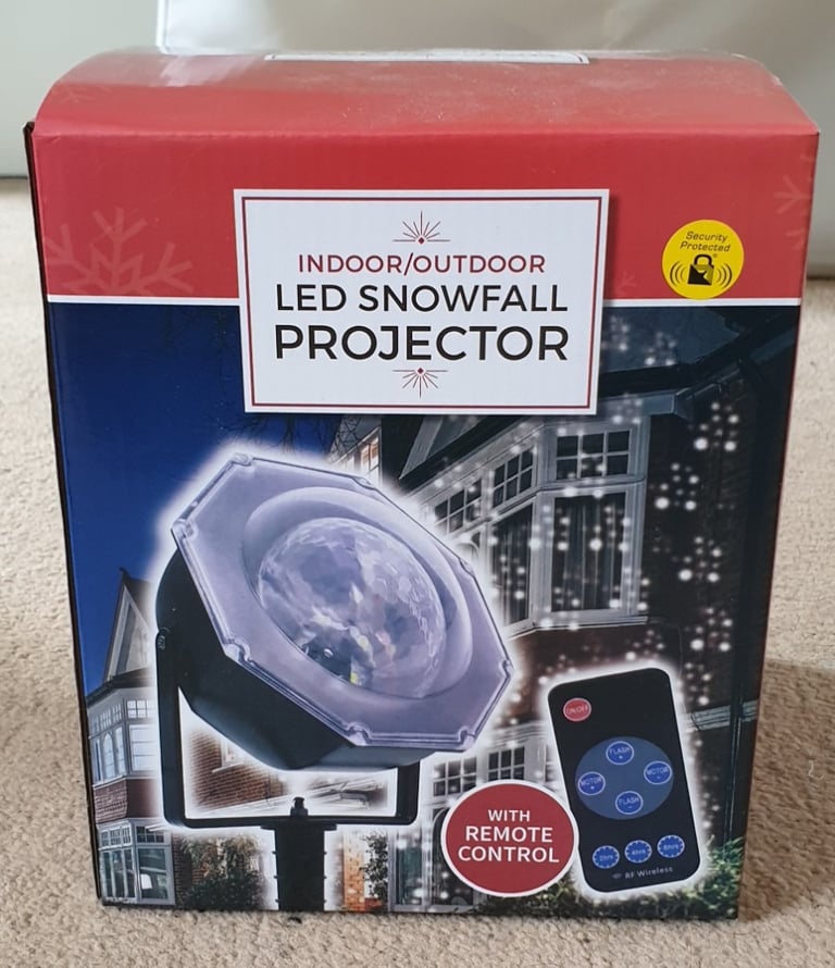 Indoor / Outdoor LED Snowfall Projector with Remote Control