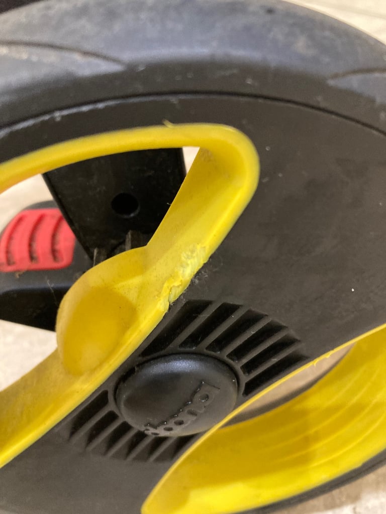 Doona + car seat stroller with BN isofix