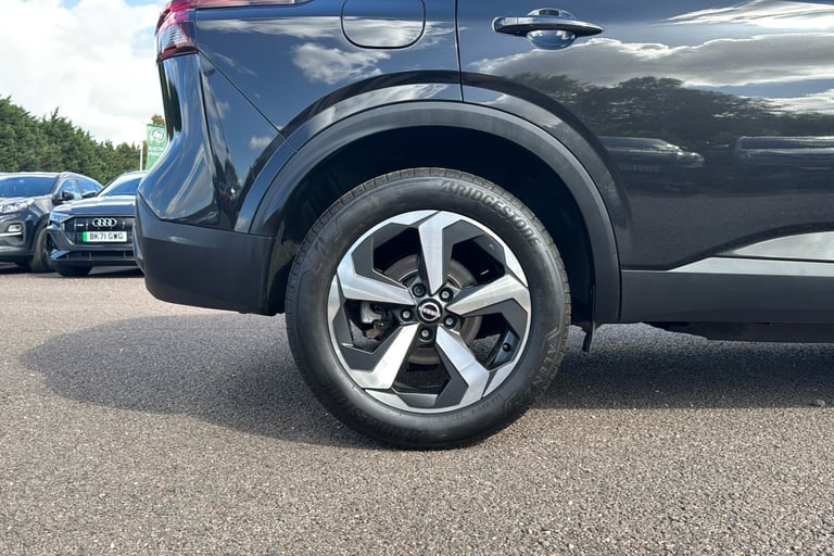  Nissan Qashqai 1.3 Dig T Mhev N Connecta Suv 5dr Petrol Hybrid Manual Euro 6