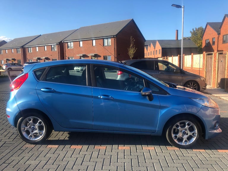 Ford Fiesta (11) Zetec 1.4 TDCi Diesel 5dr. Long MOT. £20 tax. 60 MPG. Low insurance. Brilliant cond