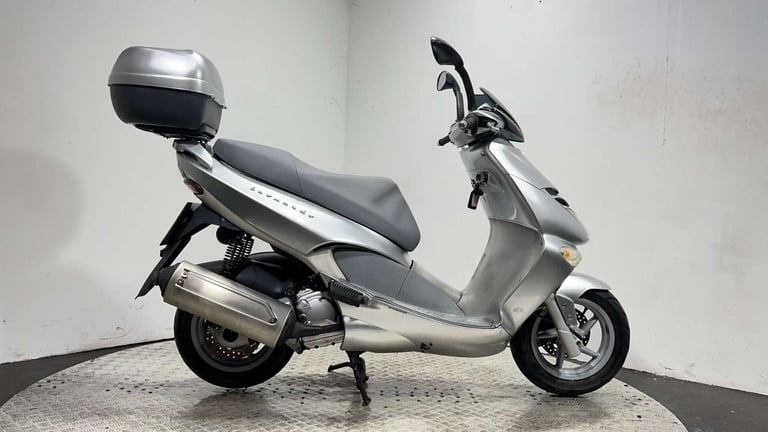 Aprilia Leonardo 1999 19K NON RUNNING PROJECT SCOOTER BIKE 1 OWNER 250CC